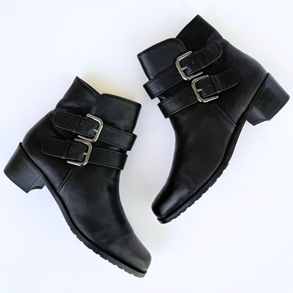 Stuart Weitzman StrapDuo Black Leather Moto Ankle Boots with Buckle Detail 7.5